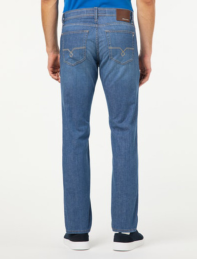 Мужские джинсы Pierre Cardin Deauville  31961/000/07330/17 10 990 руб.  10 990 руб.