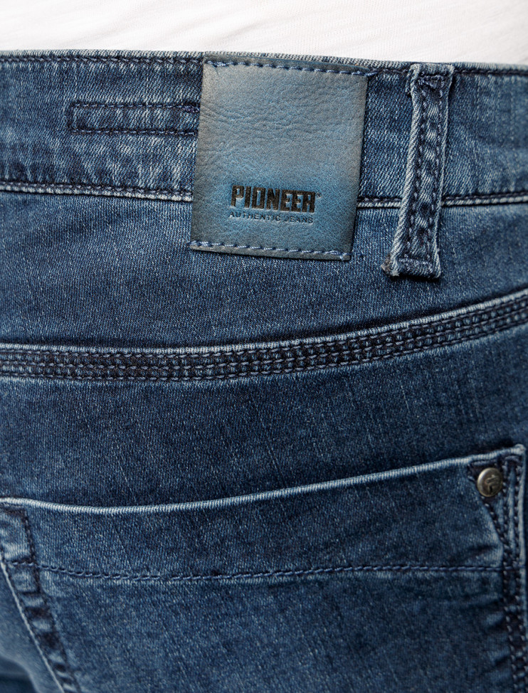 Мужские джинсы 5 карманов PIONEER P0 16161.6688/6804 11 993 руб. 11 993 руб.