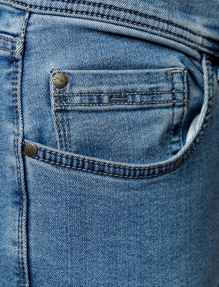 Мужские джинсы THERMO 5 карманов Pioneer P0 16801.6624/6821 9 368 руб. 9 368 руб.