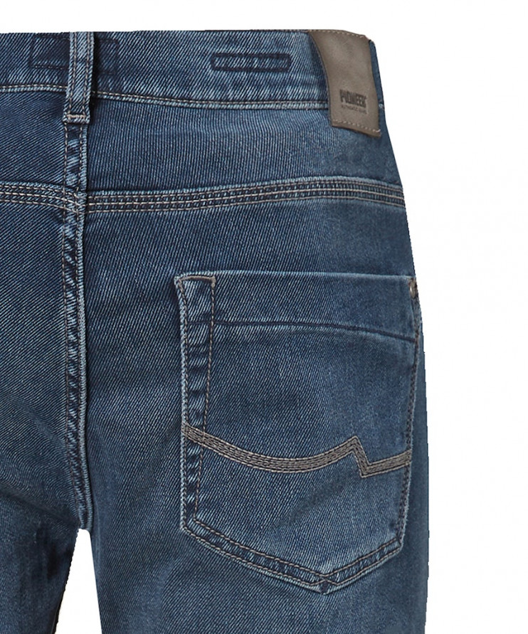 Мужские джинсы 5 карманов THERMO Pioneer P0 16161.6541/6822 7 995 руб.  7 995 руб. 