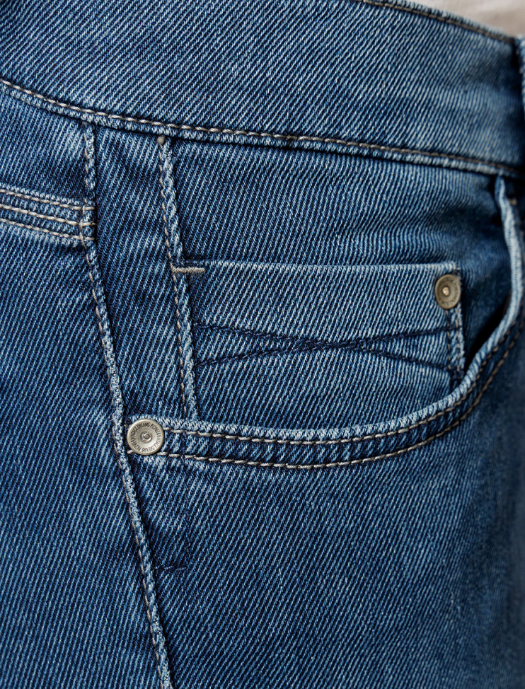 Мужские джинсы 5 карманов THERMO Pioneer P0 16161.6541/6822 7 995 руб.  7 995 руб. 