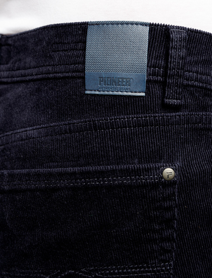 Мужские брюки вельвет 5 карманов Pioneer P0 16801.3225/6315 9 368 руб.  9 368 руб. 