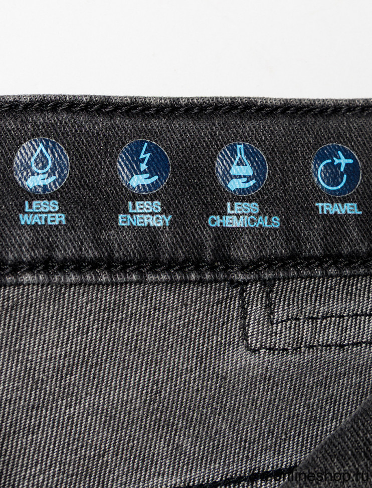 Мужские джинсы 5 карманов PIERRE CARDIN C7 33110.7711/9817 8 490 руб.  8 490 руб. 