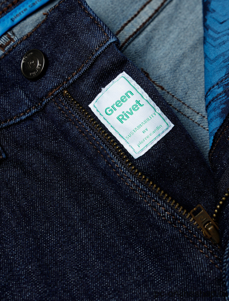 Мужские джинсы 5 карманов PIERRE CARDIN C7 35530.8049/6810 12 490 руб.  12 490 руб. 