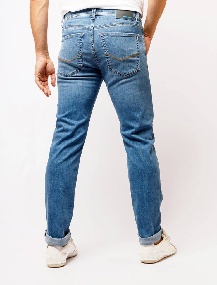 Мужские джинсы Pierre Cardin 03451/000/08807/04 9 245 руб.  9 245 руб. 