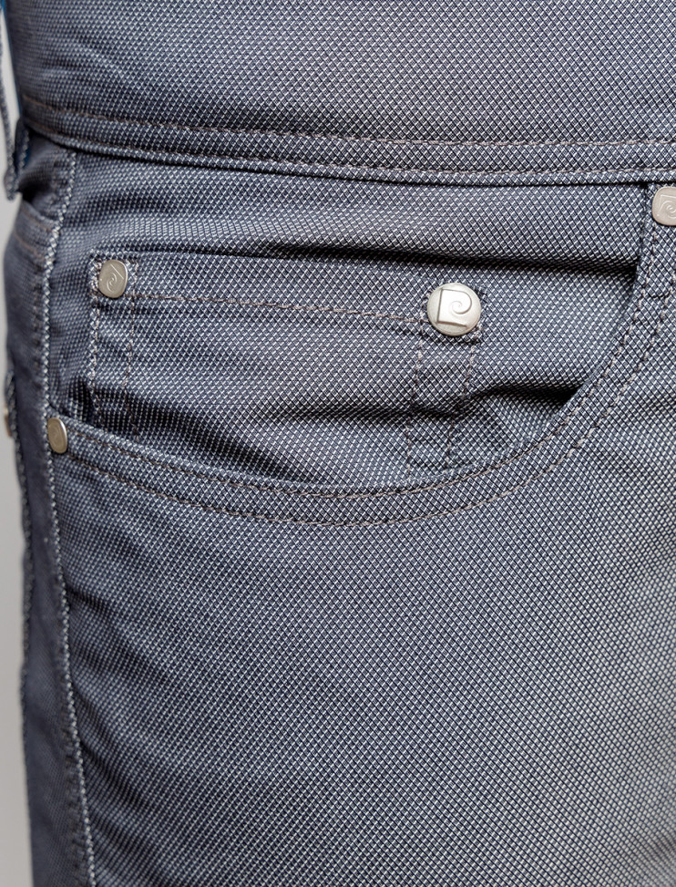 Мужские джинсы PIERRE CARDIN 03454/000/02277/85 16 990 руб. 16 990 руб.