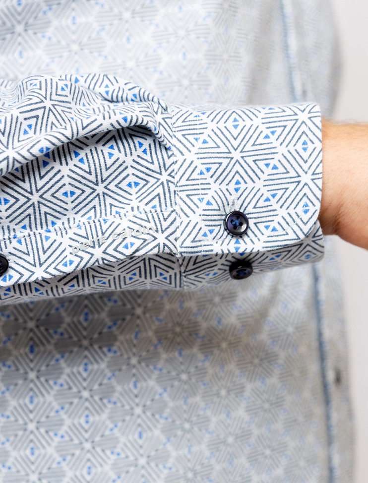 Мужская рубашка длинный рукав PIERRE CARDIN C6 71402.0079/6312 6 990 руб. 6 990 руб.