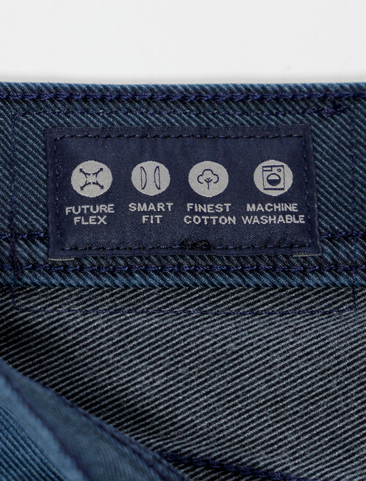 Мужские джинсы 5 карманов PIERRE CARDIN C7 34510.8152/6816 7 790 руб. 7 790 руб.