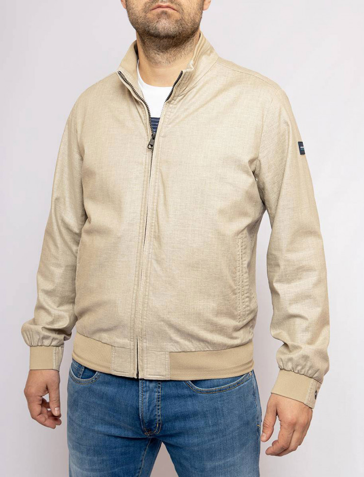 Мужская ветровка Pierre Cardin Futureflex 72000/000/04801/7900 34 990 руб.  34 990 руб. 