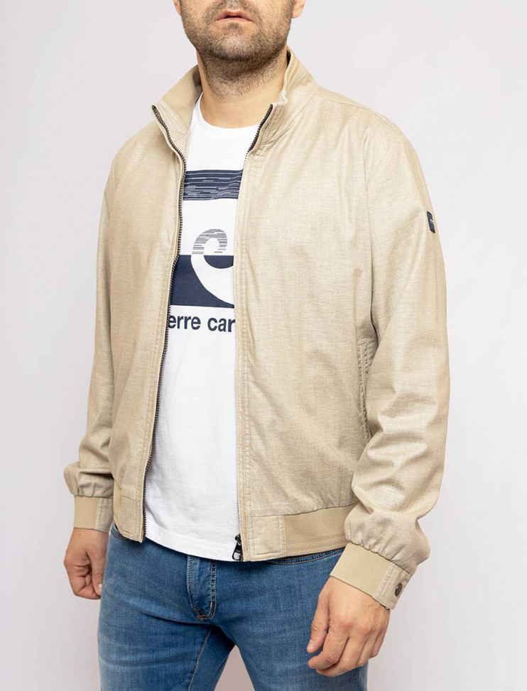 Мужская ветровка Pierre Cardin Futureflex 72000/000/04801/7900 34 990 руб.  34 990 руб. 