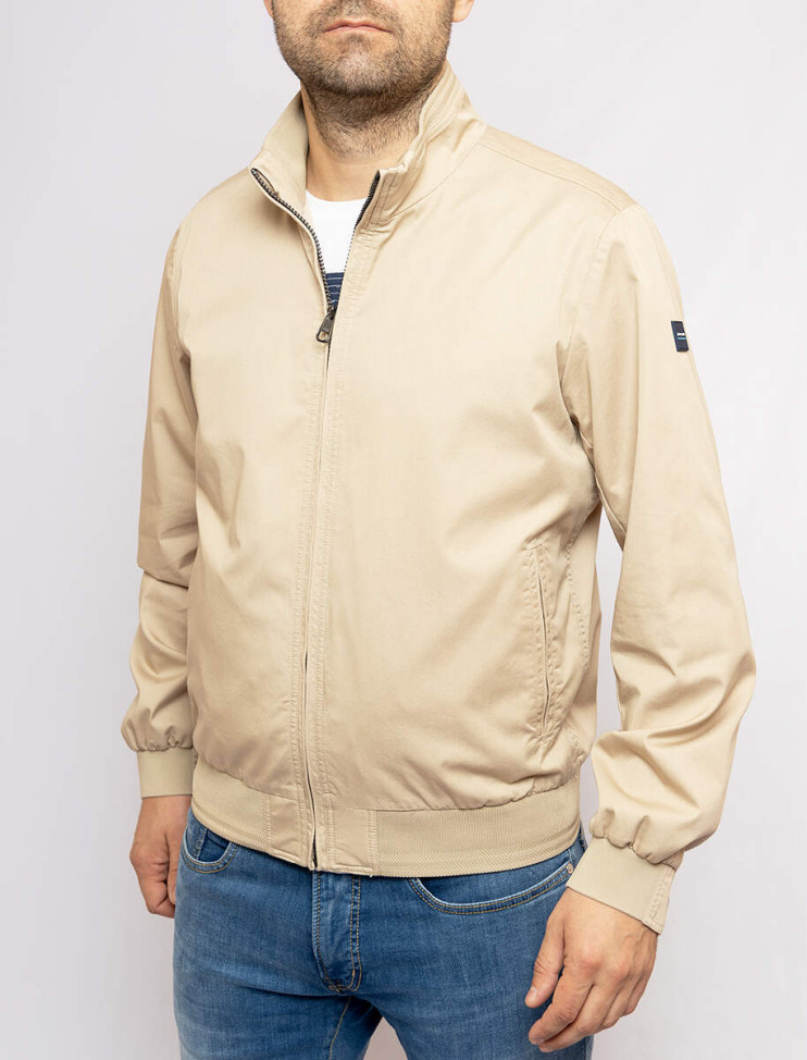 Мужская короткая куртка Pierre Cardin Coolmax 72000/04829/7900 11 990 руб. 11 990 руб.