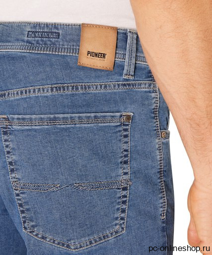 Мужские джинсы 5 карманов PIONEER P0 16801.6515/6821 13 490 руб.  13 490 руб. 