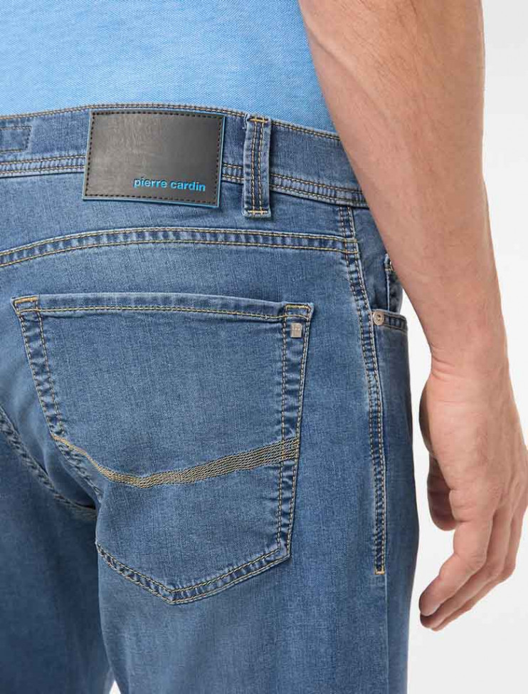 Мужские джинсы Pierre Cardin 03451/000/08885/45 12 490 руб.  12 490 руб. 
