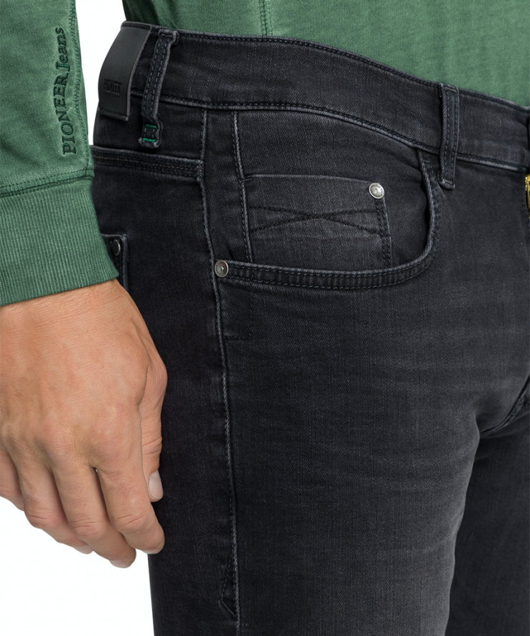 Мужские джинсы 5 карманов PIONEER P0 16161.6548/9802 6 290 руб. 6 290 руб.