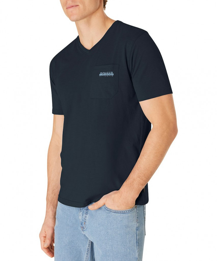 Мужская футболка короткий рукав Pioneer P1 60082.2000/6300 1 990 руб. 1 990 руб.