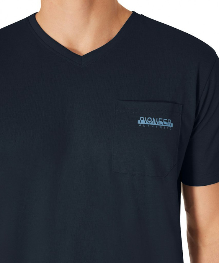 Мужская футболка короткий рукав Pioneer P1 60082.2000/6300 1 990 руб. 1 990 руб.