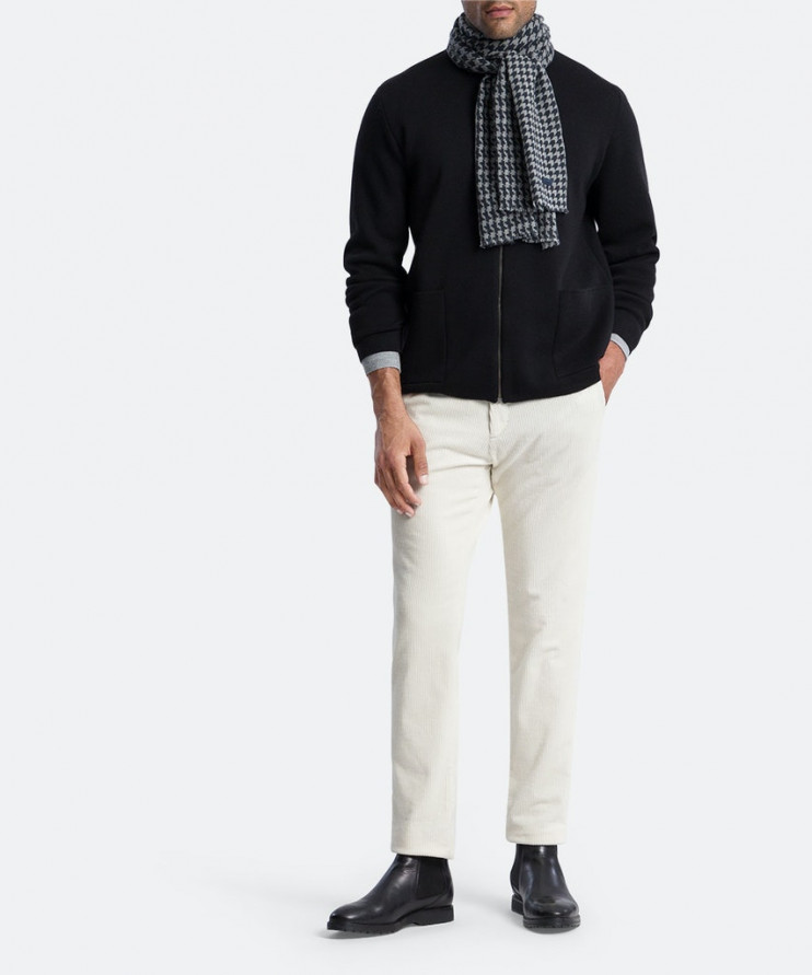 Мужской шарф PIERRE CARDIN C5 10004.1001/9000 4 745 руб.  4 745 руб. 