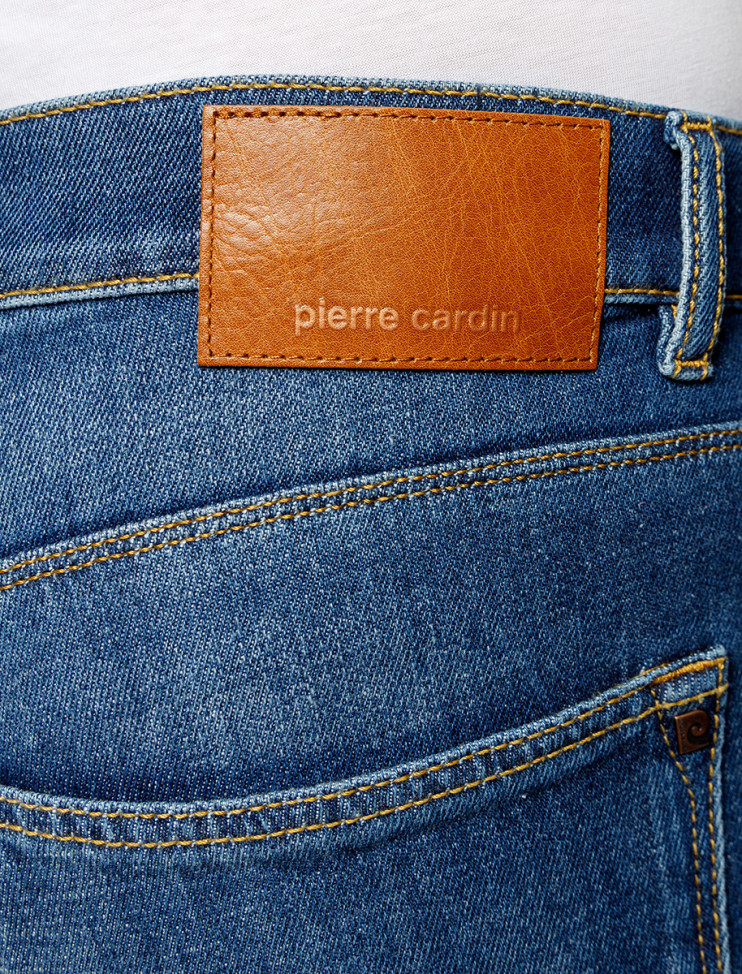 Мужские джинсы 5 карманов PIERRE CARDIN C7 34506.7772/6828 8 745 руб.  8 745 руб. 