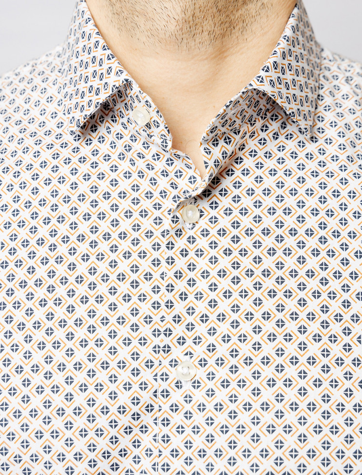 Мужская рубашка короткий рукав PIERRE CARDIN C6 15401.0109/6304 5 490 руб. 5 490 руб.