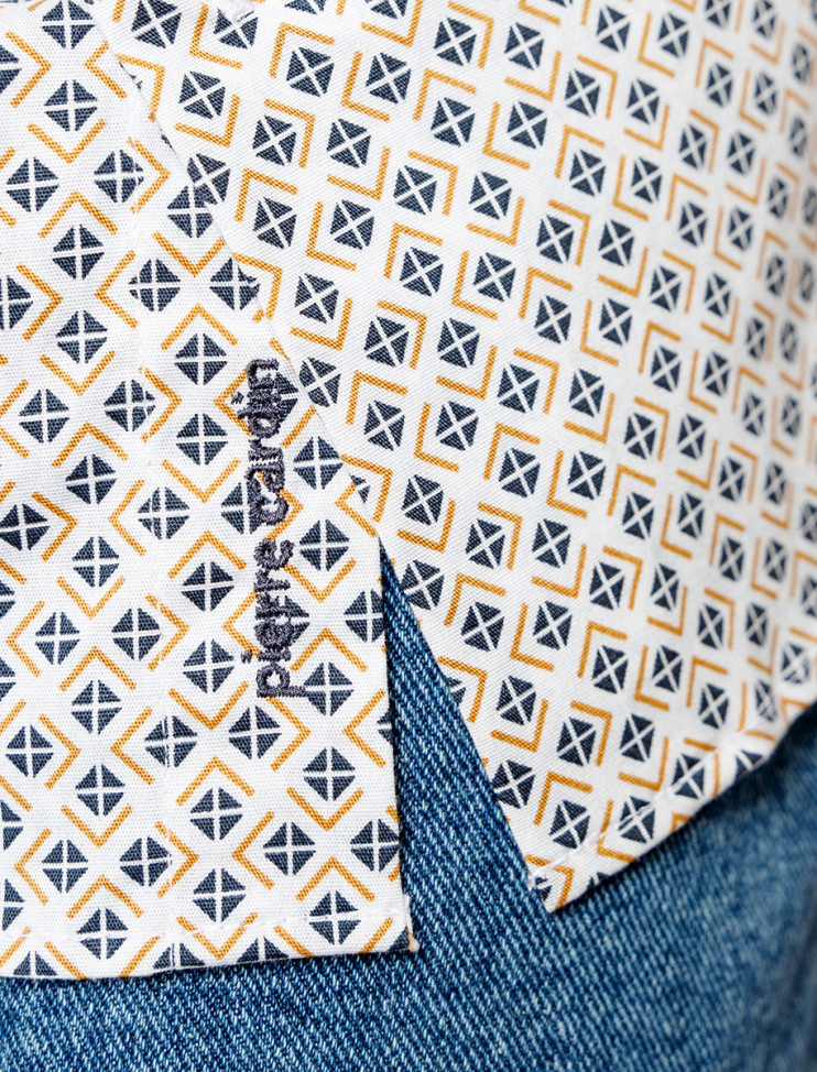 Мужская рубашка короткий рукав PIERRE CARDIN C6 15401.0109/6304 5 490 руб. 5 490 руб.