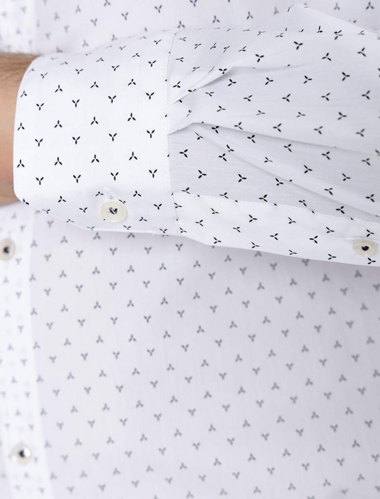 Мужская рубашка Pierre Cardin длинный рукав  Futurefleх 04501/000/27227/9000 9 490 руб.  9 490 руб. 