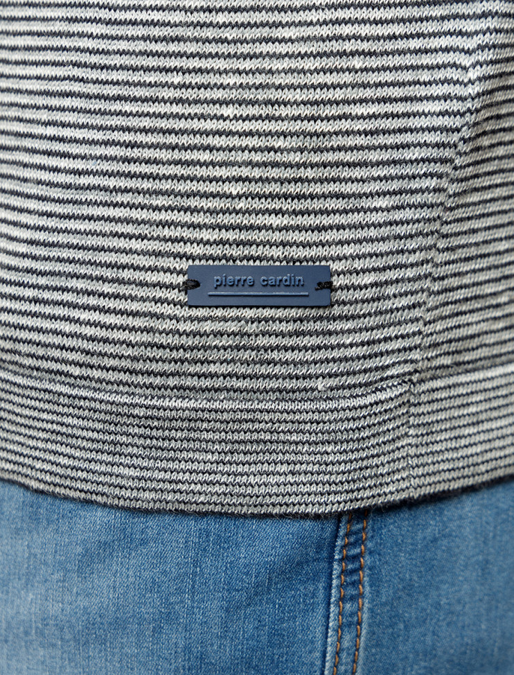 Джемпер круглый ворот Pierre Cardin C5 50090.5006/6000 6 490 руб. 6 490 руб.