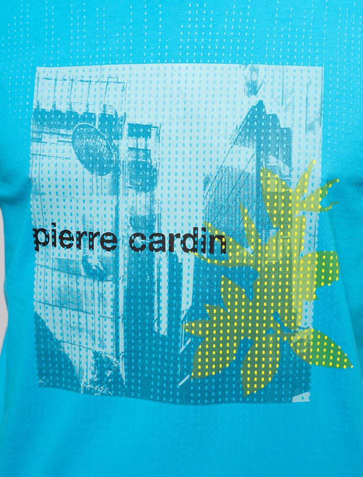 Мужская футболка короткий рукав Pierre Cardin 2 490 руб.  2 490 руб. 