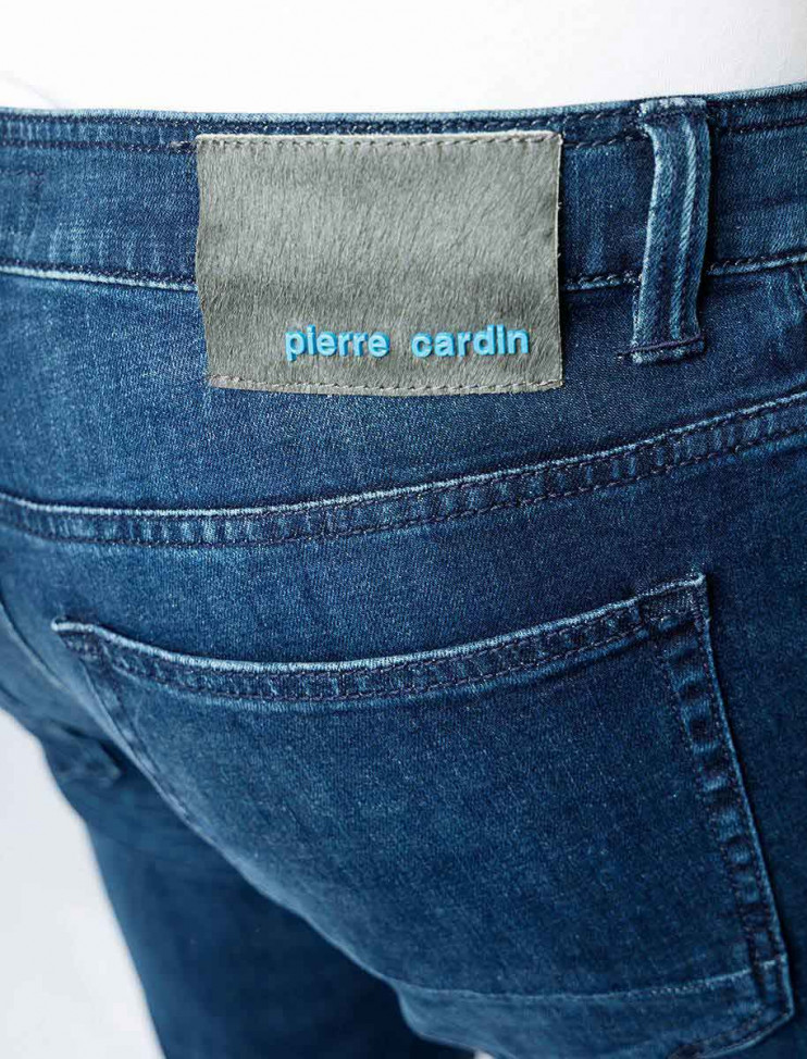 Мужские джинсы Pierre Cardin 30031/000/01560/02 22 990 руб.  22 990 руб.