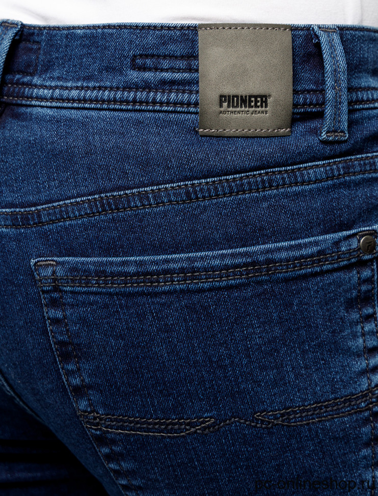 Мужские джинсы THERMO 5 карманов Pioneer P0 16801.6782/6811 6 290 руб. 6 290 руб.
