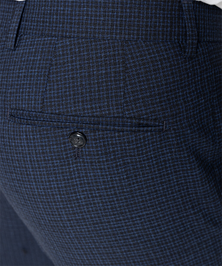 Мужской костюм PIERRE CARDIN 22855/000/14511/3050 15 495 руб.  15 495 руб. 