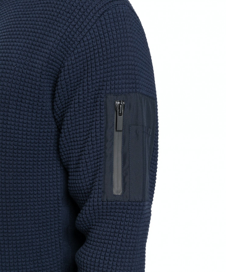 Мужской свитер PIONEER P1 27000/6312 7 990 руб. 7 990 руб.