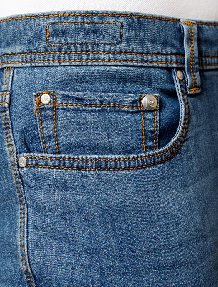 Мужские джинсы 5 карманов PIERRE CARDIN C7 34510.8069/6816 17 990 руб.  17 990 руб. 