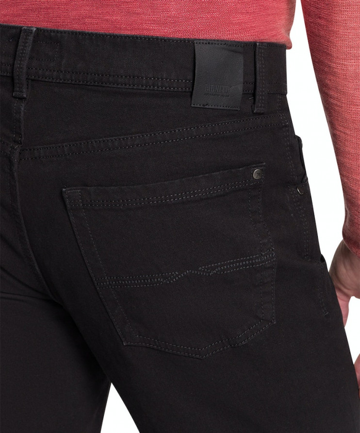 Мужские джинсы 5 карманов PIONEER P0 16801.6477/9810 9 368 руб.  9 368 руб. 