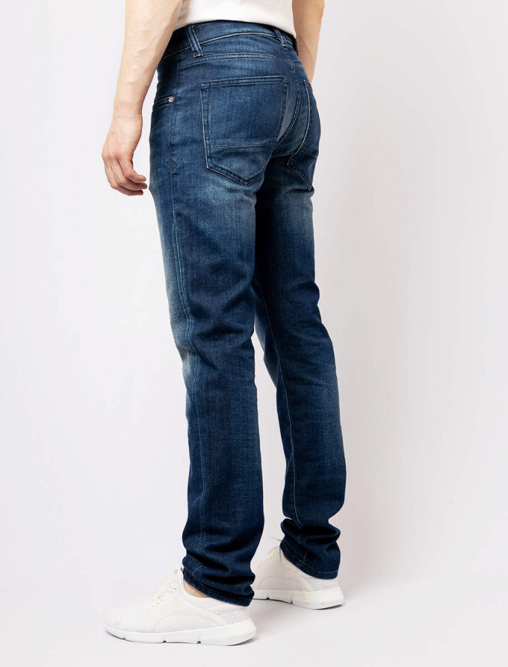 Мужские джинсы Pierre Cardin Antibes Le Bleu 3003-1.1500.27 9 745 руб.  9 745 руб. 