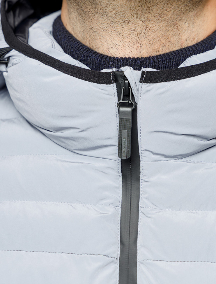 Мужская короткая куртка  C8 10117.0056/6130 26 243 руб.  26 243 руб. 