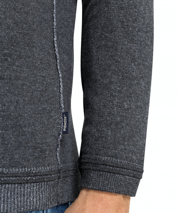 Джемпер V-образный ворот Pioneer P1 20000/9503 3 790 руб.  3 790 руб. 