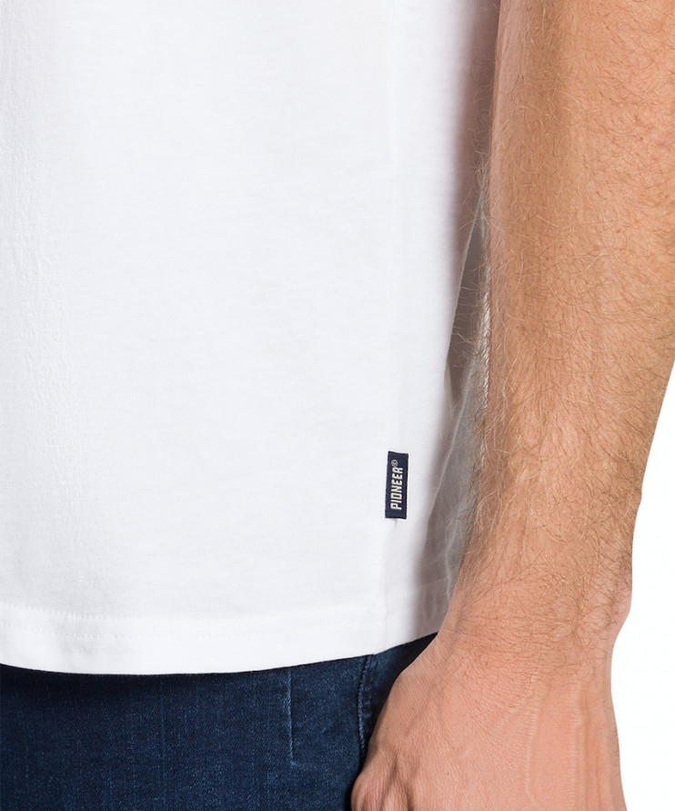 Мужская футболка короткий рукав PIONEER P1 60062.2000/1010 2 290 руб. 2 290 руб.