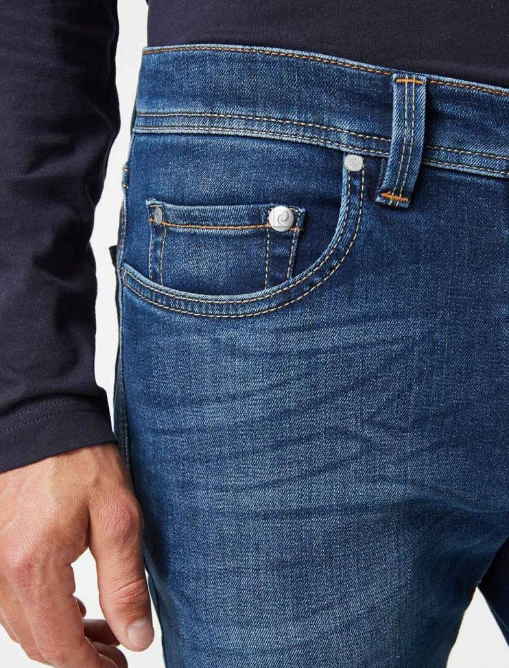 Мужские джинсы Pierre Cardin Lyon tapered Futureflex 3451 12 368 руб. 12 368 руб.