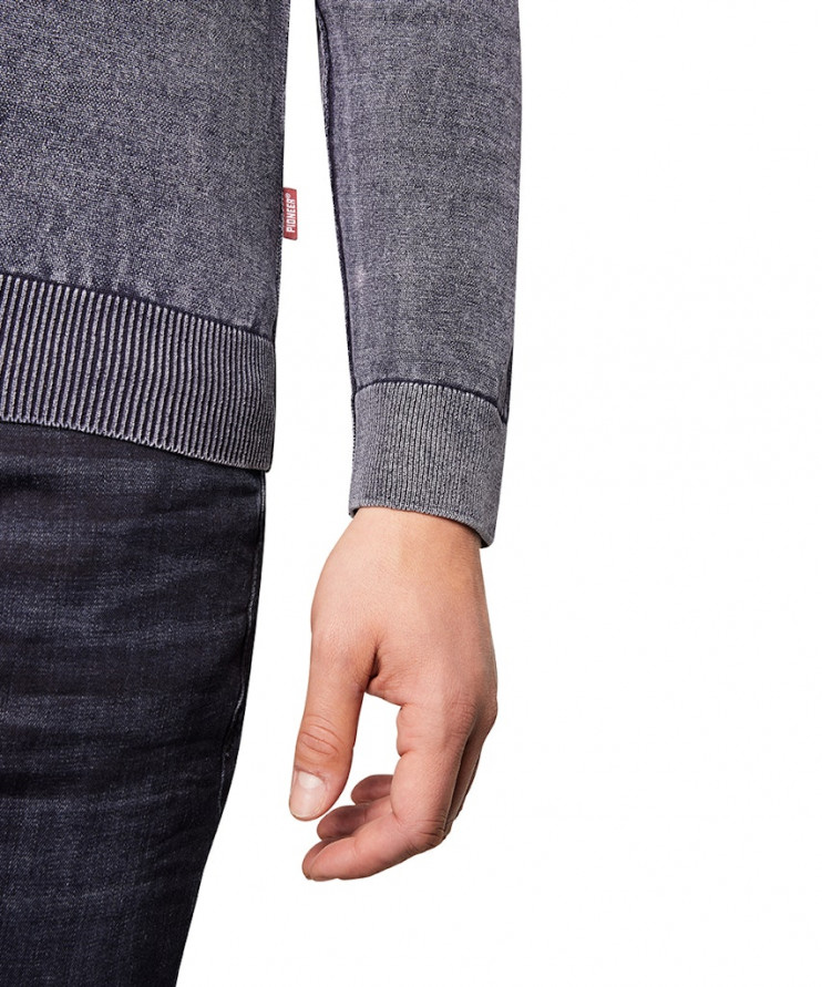 Джемпер круглый ворот Pioneer P1 20072.0000/6872 10 990 руб.  10 990 руб. 