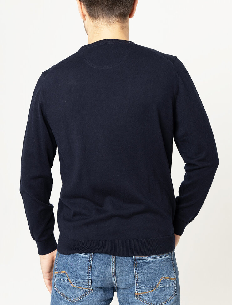 Мужской джемпер Pierre Cardin 55300/000/72545/3000 4 290 руб.  4 290 руб. 