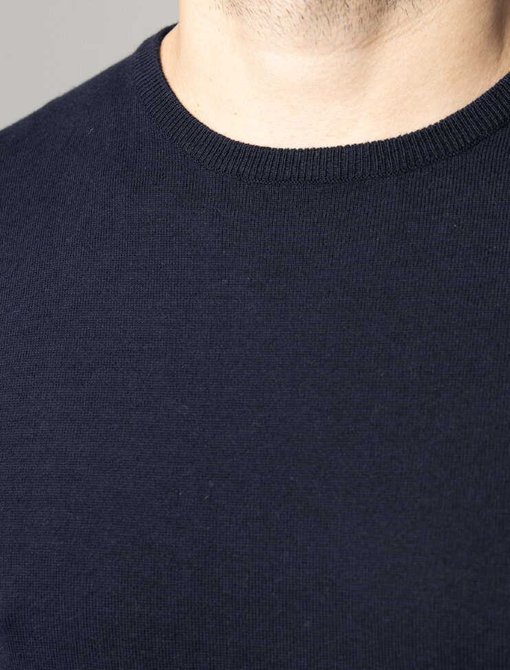 Мужской джемпер Pierre Cardin 55300/000/72545/3000 4 290 руб.  4 290 руб. 