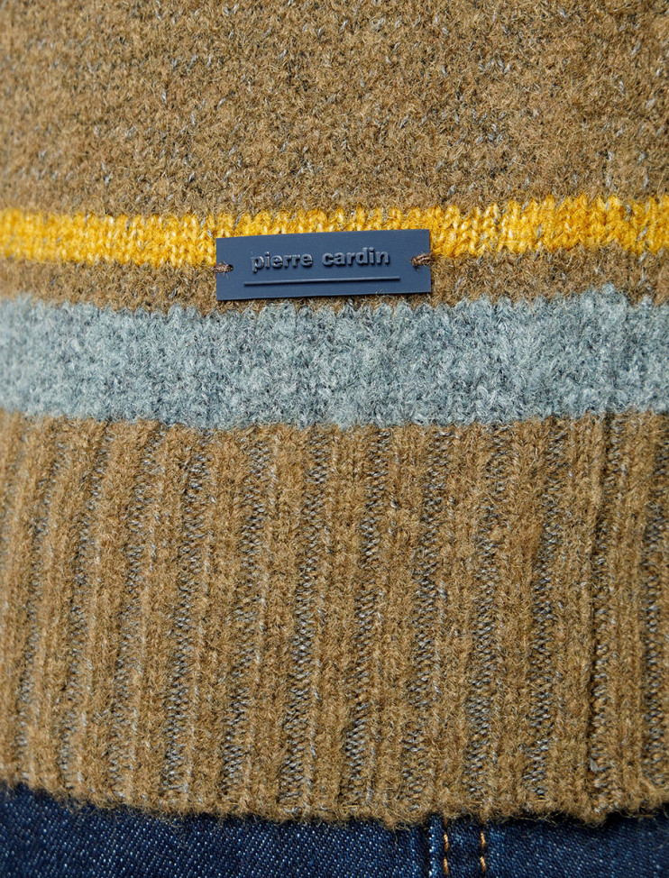 Мужской свитер PIERRE CARDIN C5 50402.5022/8311 8 745 руб.  8 745 руб. 