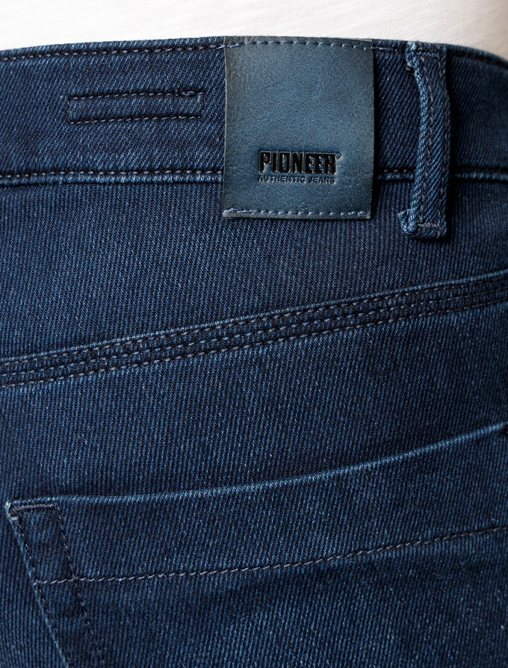Мужские джинсы ТHЕRМО 5 карманов Pioneer P0 16161.6542/6802 11 993 руб. 11 993 руб.