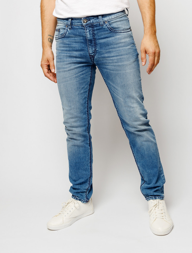 Мужские джинсы 5 карманов PIONEER P0 16541.6745/6848 7 745 руб. 7 745 руб.