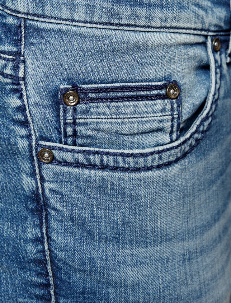 Мужские джинсы 5 карманов PIONEER P0 16541.6745/6848 7 745 руб. 7 745 руб.