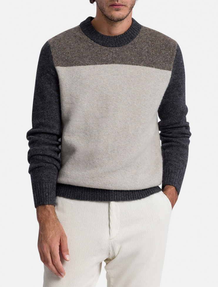 Джемпер круглый ворот PIERRE CARDIN C5 50410.5023/1023 7 990 руб.  7 990 руб. 