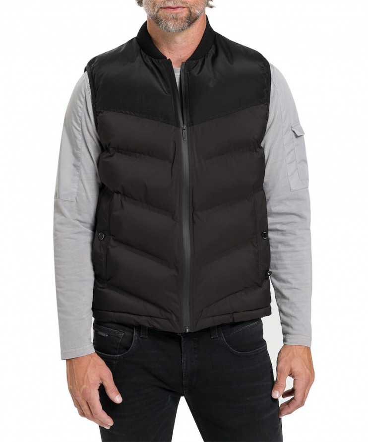 Мужской жилет PIONEER P1 17000/9000 7 196 руб. 7 196 руб.